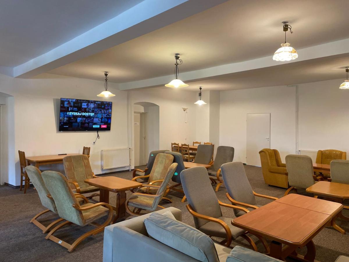 Gosciniec Szczeliniec Hostel Karlow Εξωτερικό φωτογραφία