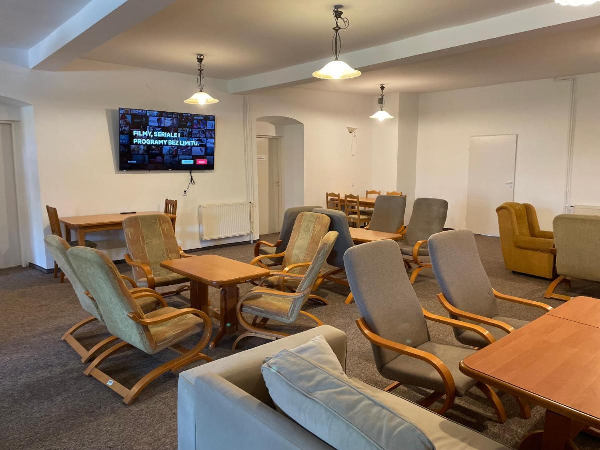 Gosciniec Szczeliniec Hostel Karlow Εξωτερικό φωτογραφία